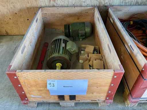 Electric motor (2x)