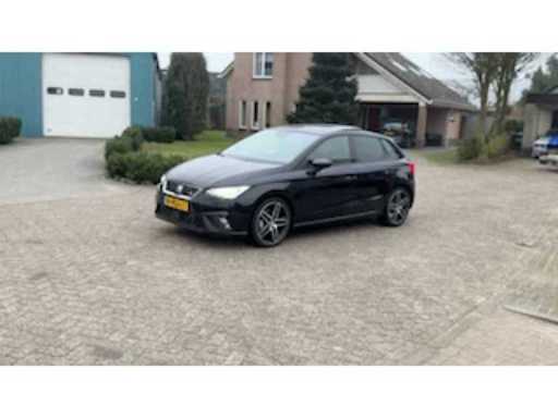 d0e6e6c9-b8cb-4352-aef6-aaf18f5f72e3.mp4