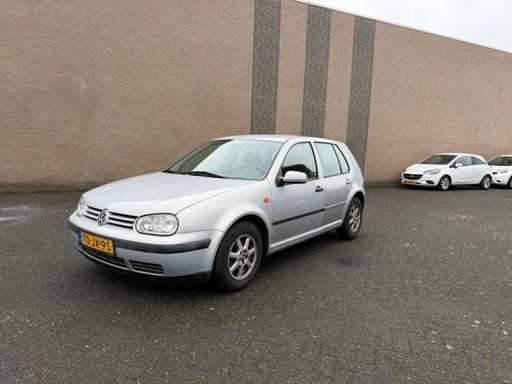 Volkswagen - 1998 - Golf - 1.6 Trendline -TD-JX-95