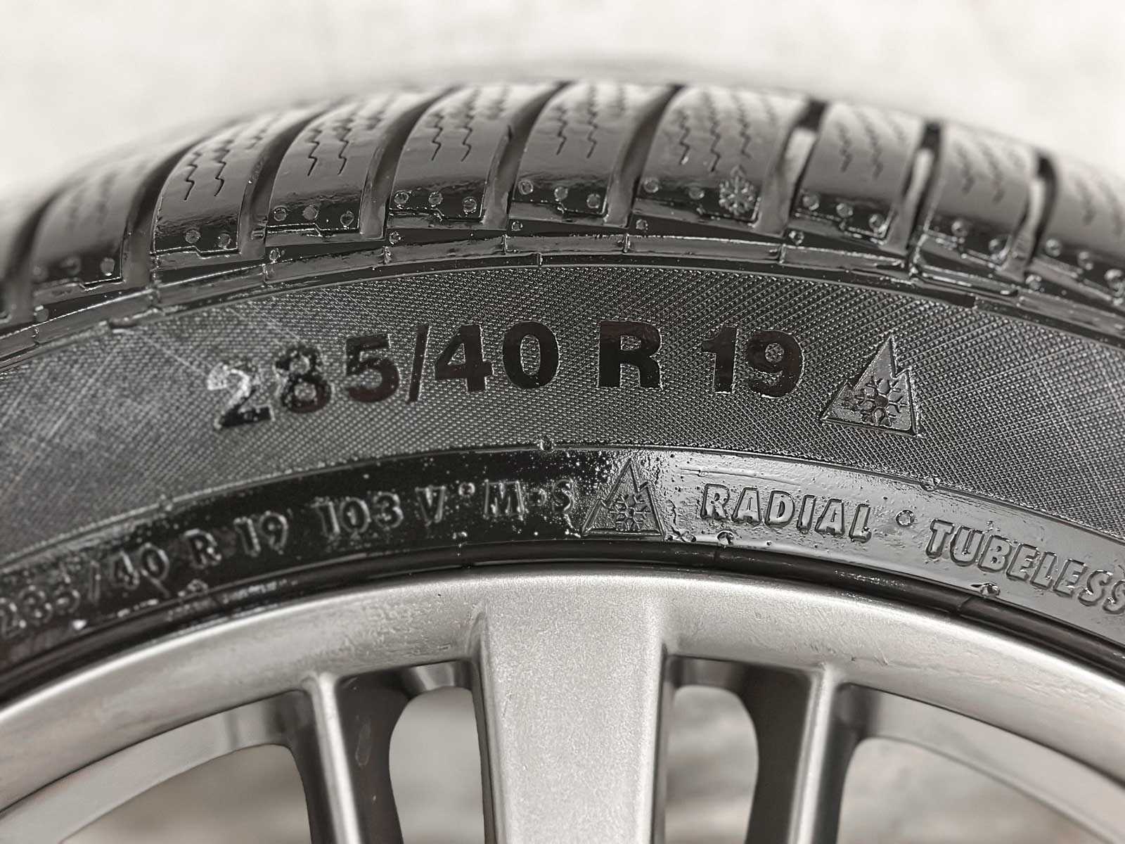 Porsche wielen set (Winterbanden) R19 Continental