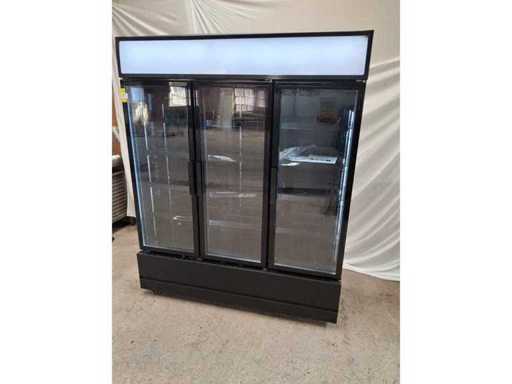 Combisteel - 2025 - Refrigerated display case