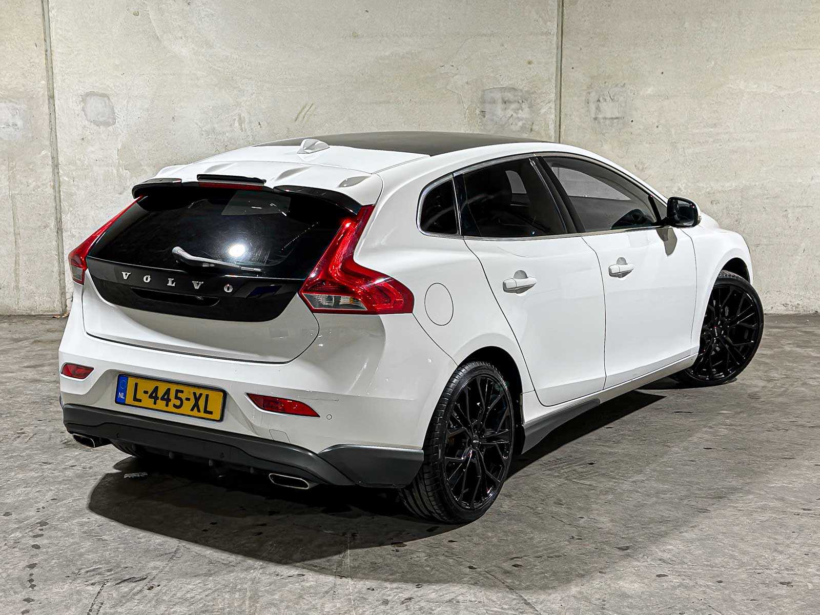 Volvo V40 2.0 D3 Summum 148pk 2012, L-445-XL