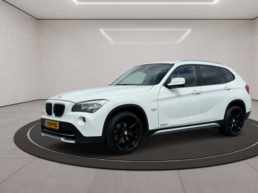 BMW X1 sDrive18i Executive 2011 | J-169-BD IAW