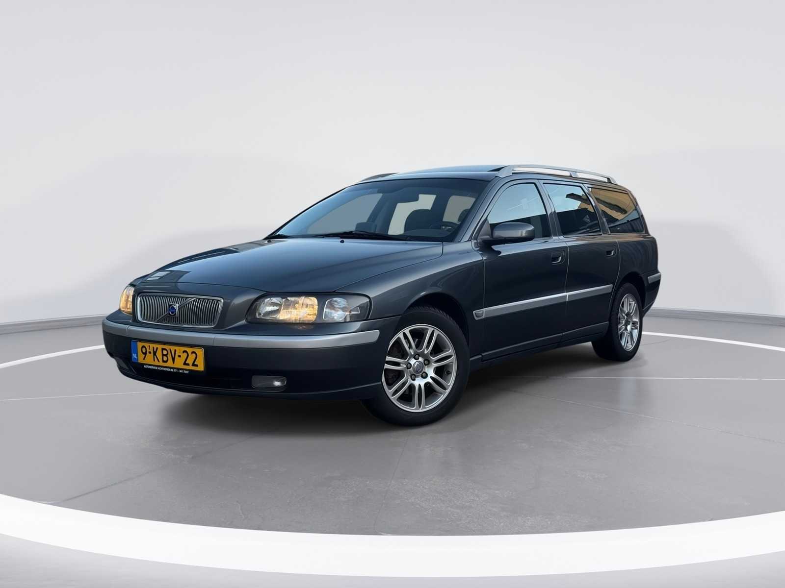 Volvo V70 2.4 D Black Sapphire Edition II | 9-KBV-22