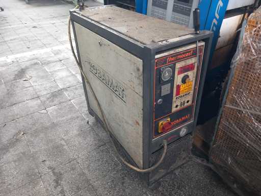 Jednostka regulacji temperatury oleju