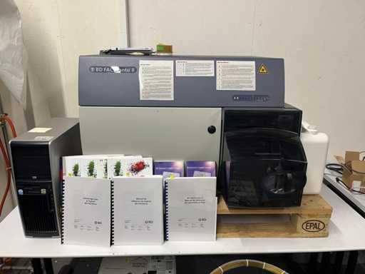 Becton Dickinson BD - FACSCanto II - Flowcytometer - Medisch hulpmiddel