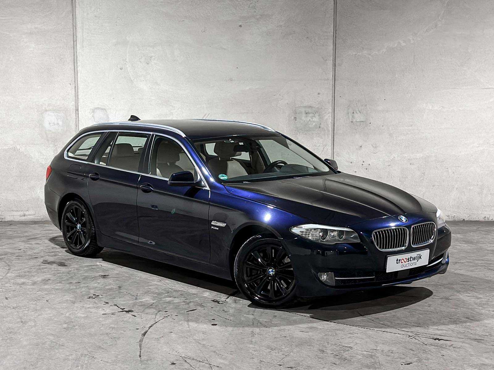 BMW 528xi Touring High Executive 245pk (Origineel-NL) 2012 5-serie, 89-TXH-2