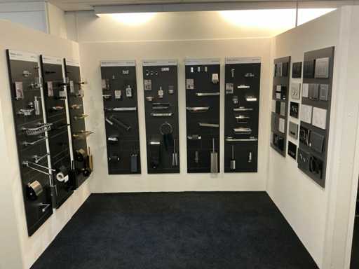 Sanitair accessoire wandpresentatie