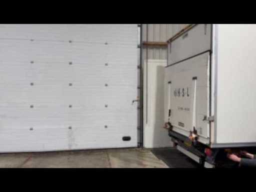 b6fb6ebf-ff60-4ad4-b121-bf056550798d.mp4