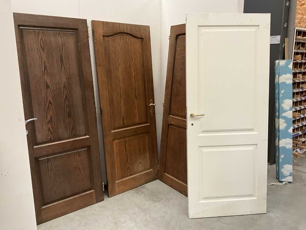 4x Diverses portes en bois