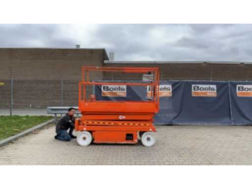 82c72d31-30b3-4cfa-a44d-5e6cc3c42a5a.mp4