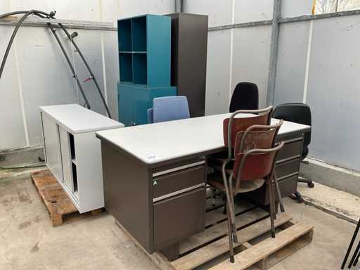 Partij kantoorinventaris