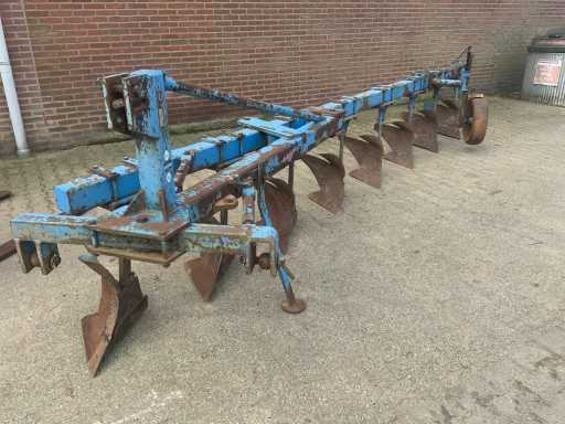 Lemken Glimmer R8/20/240 8-scissors Stubble Plow