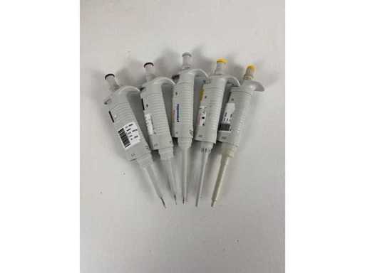 Eppendorf - Research - Micropipette a canale singolo (5x)
