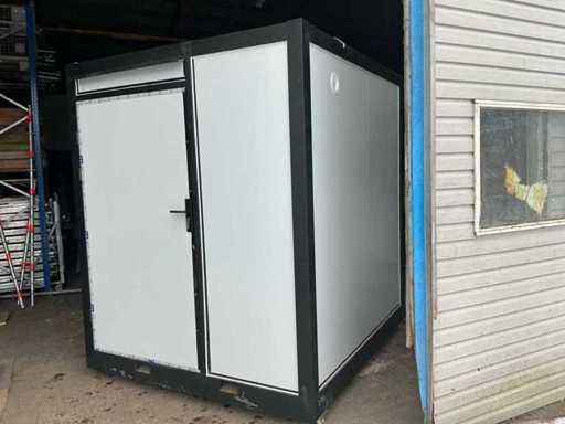 2025 Abwassereinheit, Toilette und Waschbecken für Behinderte. Sanitäre Abteilung