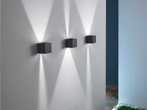 12 x Cube Motion wall fixtures black