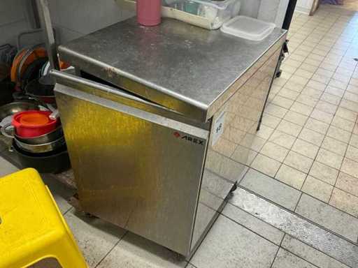 Arex RVS kast en rek