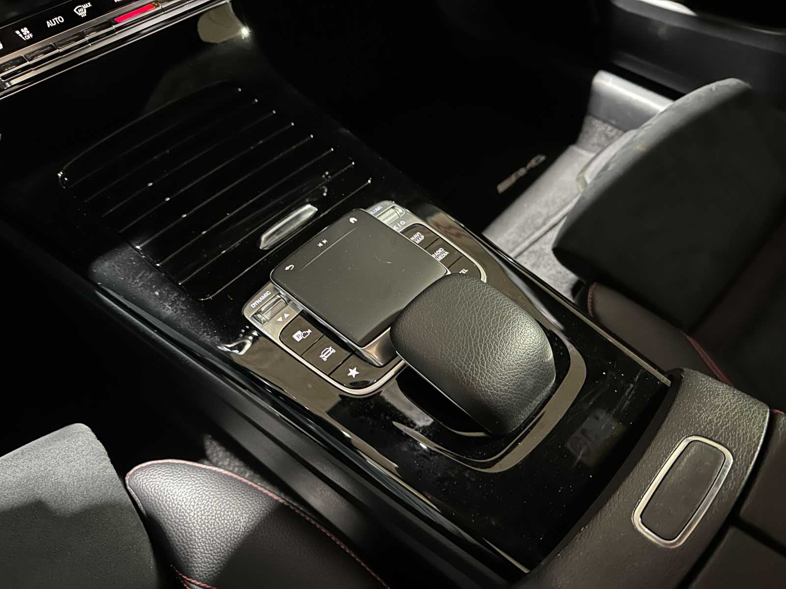 Mercedes-Benz A180 d Business Solution AMG 116pk 2018 (Origineel-NL) A-klasse, SR-559-F