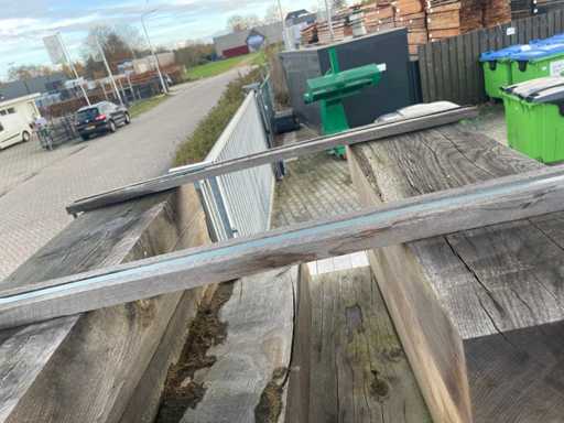 Oak beams fine sawn 850x250x140mm (11x)