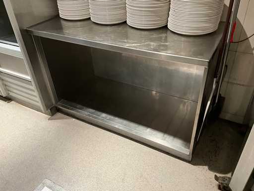 Stół roboczy ze stali nierdzewnej