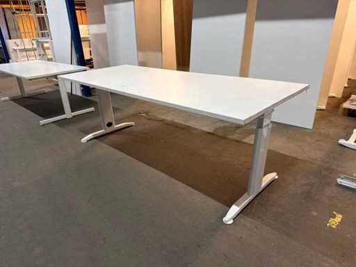Desk (11x)