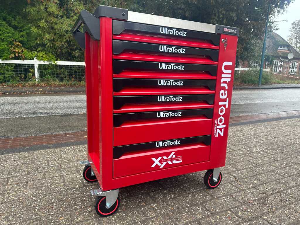 2024 UltraToolz 7/7 basic red/black Tool trolley