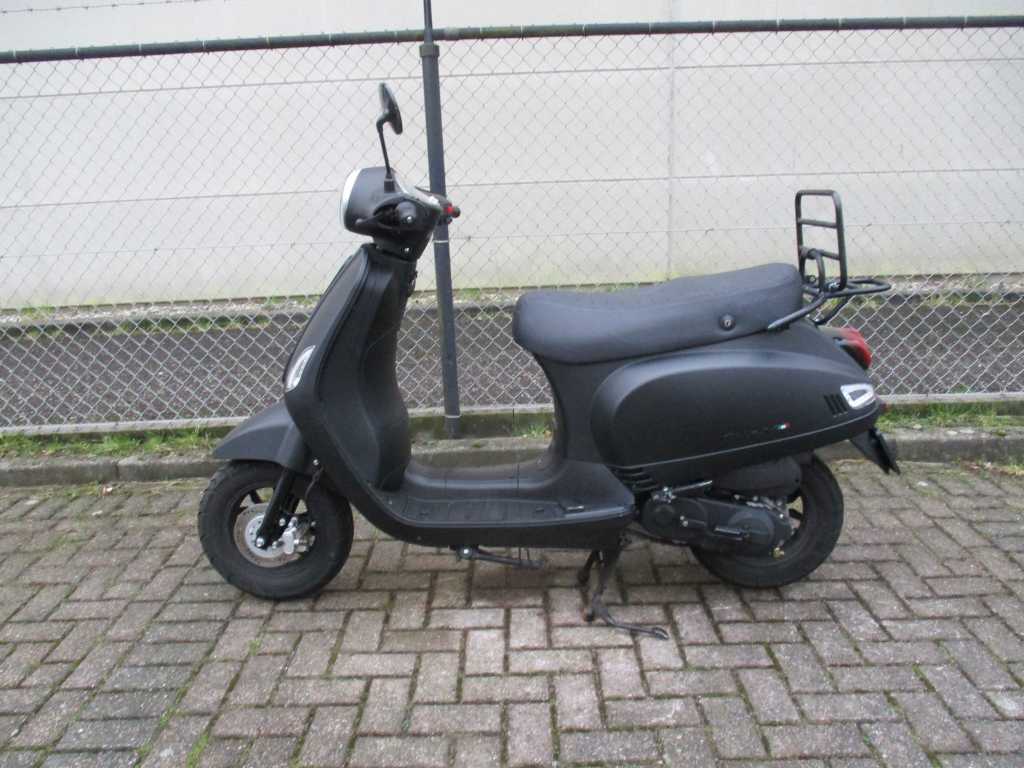 DTS - Snorscooter - Milano RIVA Injection - Scooter