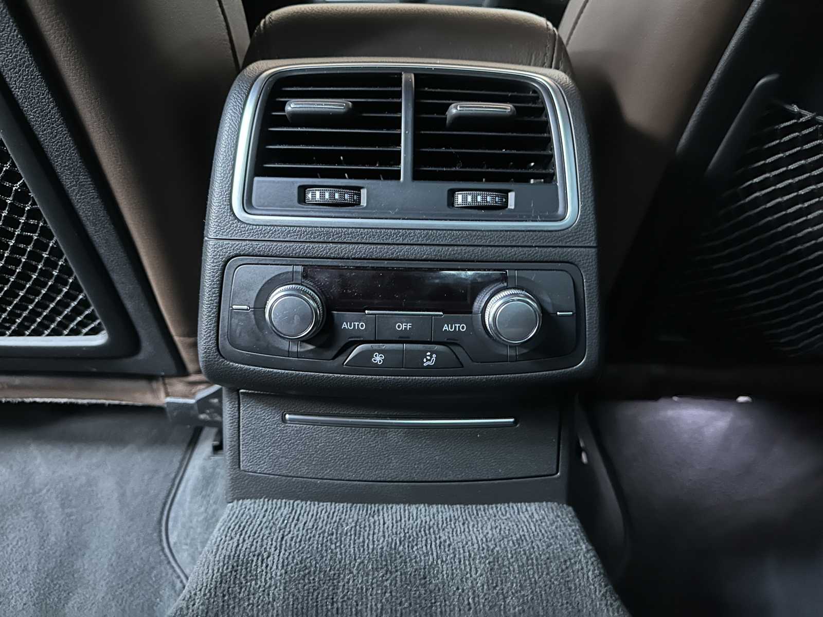 Audi A6 Limousine 2.0 TFSI Bns Edition 177pk 2013, 2-KHZ-82