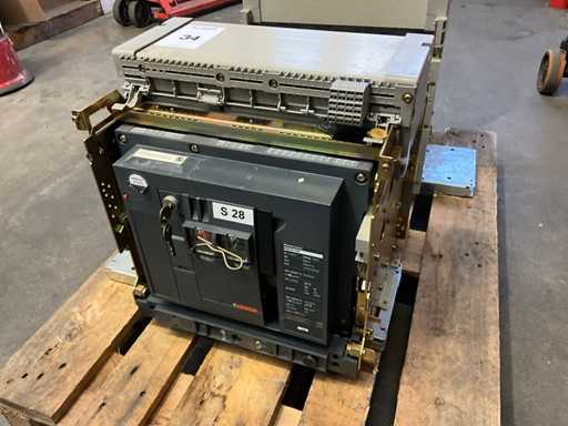 Merlin Gerin NW 25 HA/ 2500 A Bezpiecznik