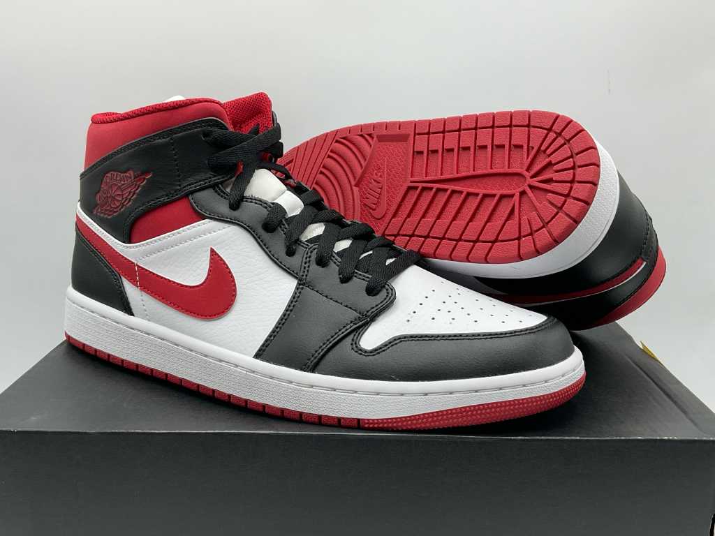 Air jordan 1 mid 44 new arrivals