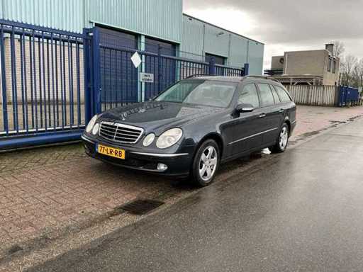 2003 Mercedes-Benz E-Class Combi 320 Classic Passenger Car
