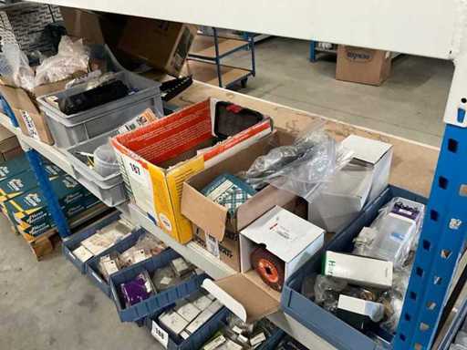 Various accessories and hand tools