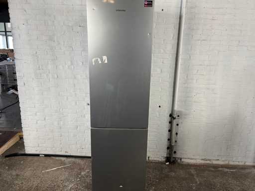 Samsung Fridge-freezer combination 