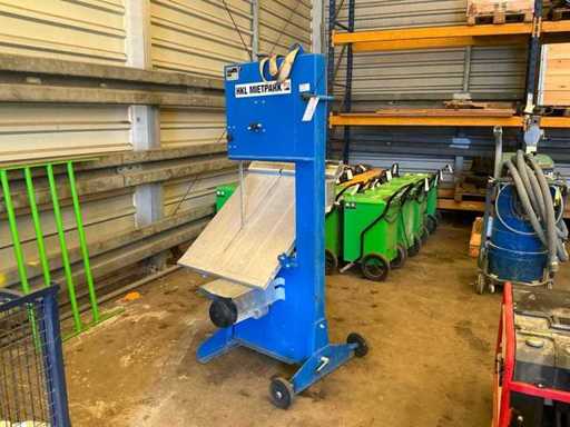 2017 ZAGRO UVB 500 Band Saw