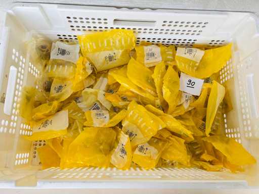 (x90) - Różne mosiężne okucia 