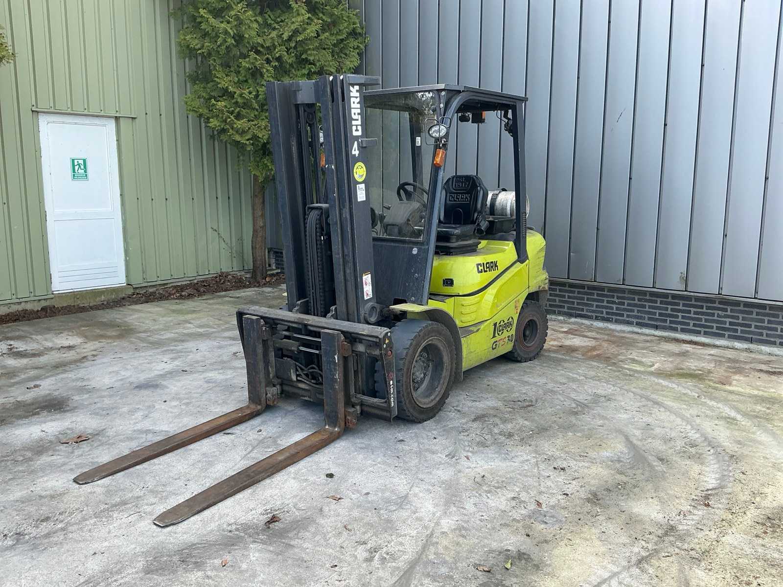 2018 – Clark GTS 30L – wózek widłowy
