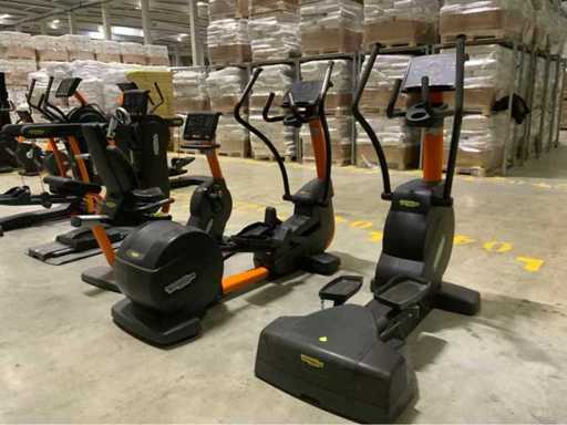 Technogym 1xtop1xcross1xvario1x incliné1x crossover Autres équipements cardio