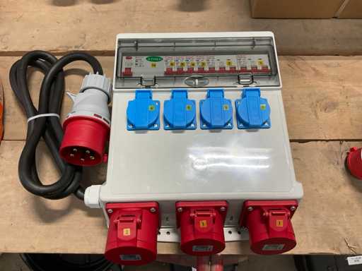 Fluxon VD732A Power distribution box