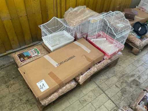 Stock of various accessories for animals