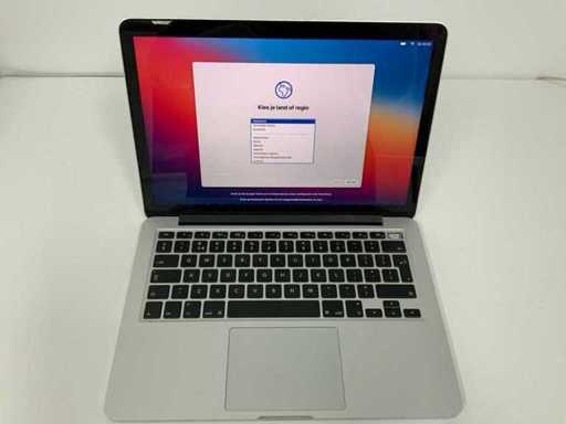 Apple A1502 13-calowy MacBook Pro ME864LL/A Laptop