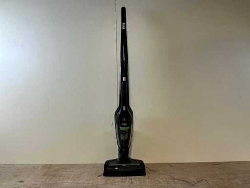 Aspirator tip băț AEG CX7-2-35TM