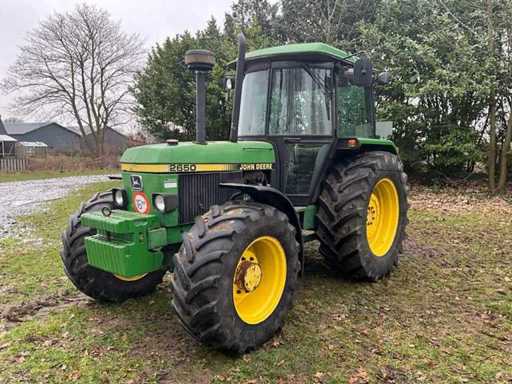 1990 John deere 2650 Four wheel drive farm tractor