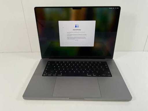 Apple MacBook Pro 16”, Apple M2 Pro, 16 GB RAM, 512 GB NVMe Laptop