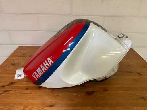 Yamaha Brandstoftank / Benzinetank (beschadigd)