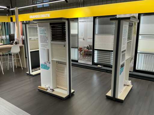 Shop rack window decoration (3x)