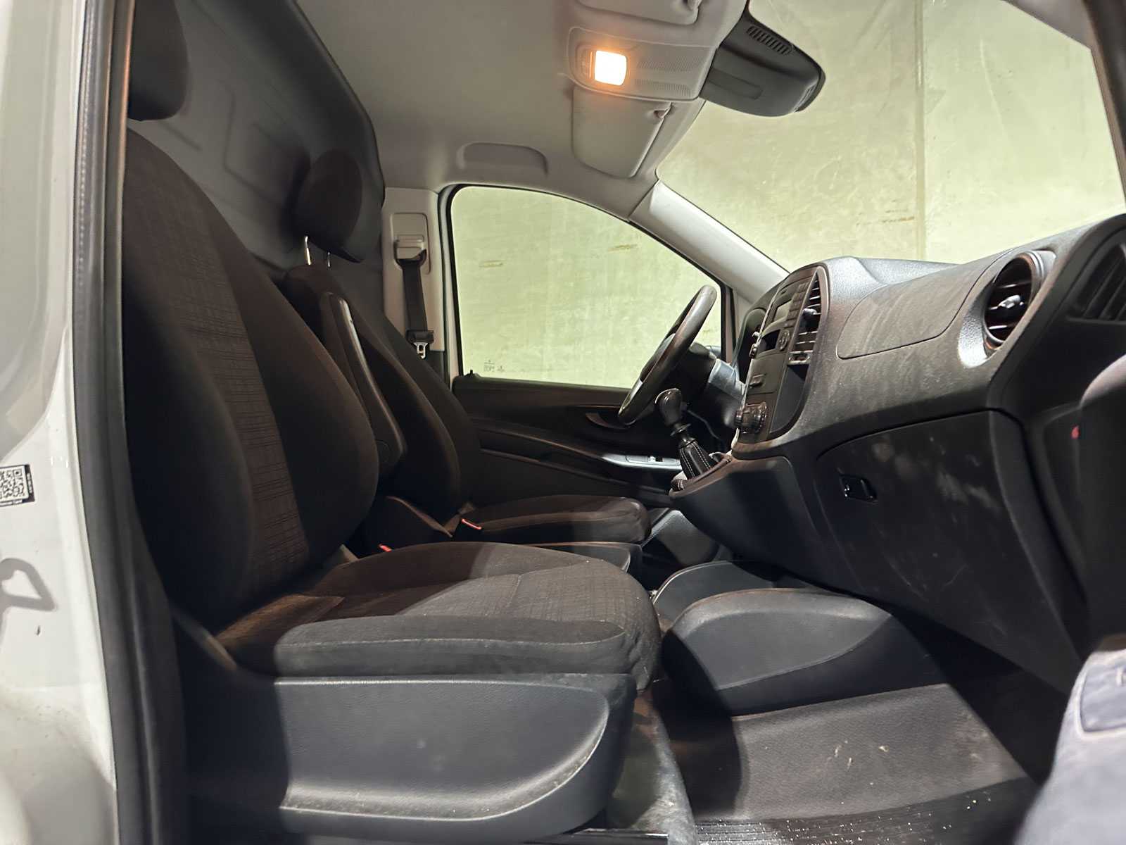 Mercedes-Benz Vito 109 CDI Functional 88pk 2015 (Origineel-NL+1e eigenaar), VP-327-V