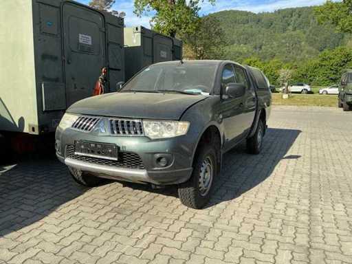 2014 Mitsubishi L200