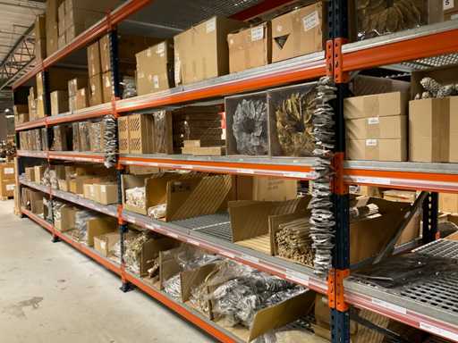 Lotto di materiali decorativi