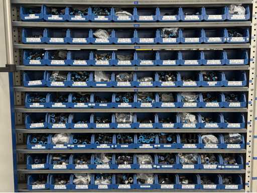   Werkplaatsplank met materialen