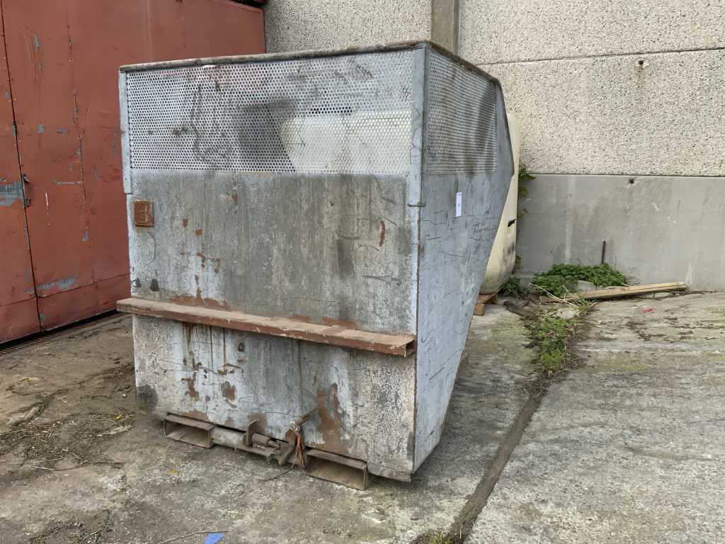 tipping container